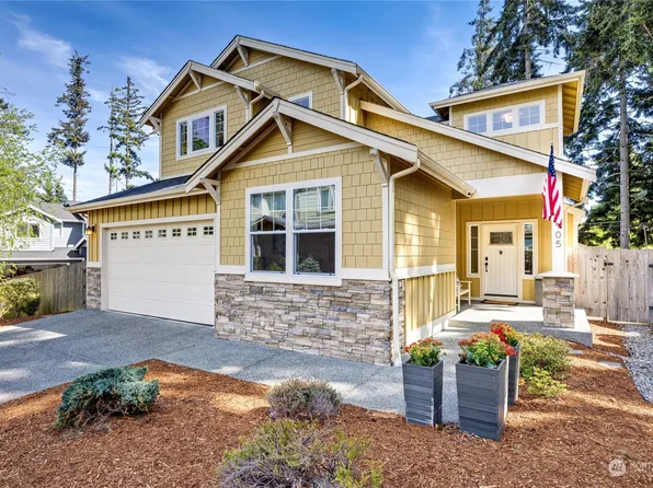 905 Maplewood Lane NE, Bainbridge Island, WA 98110