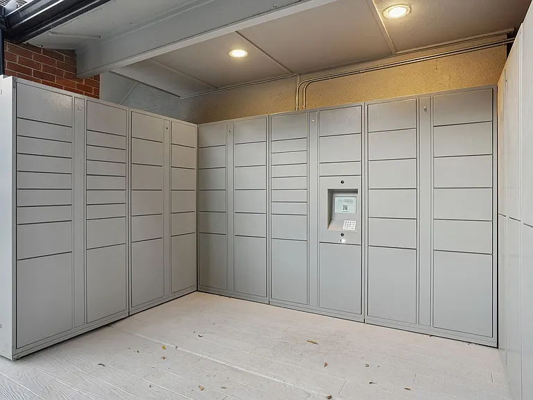 Carrara at Cole — Photo 36
