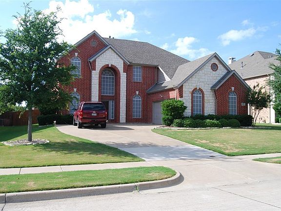 2nd image of 2412 Cruise Dr