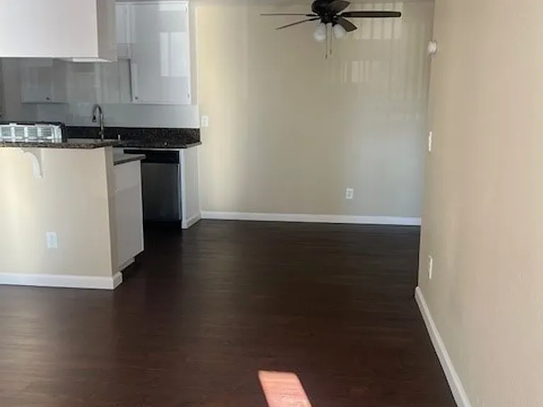 Villa Hermosa Apartments — Photo 35