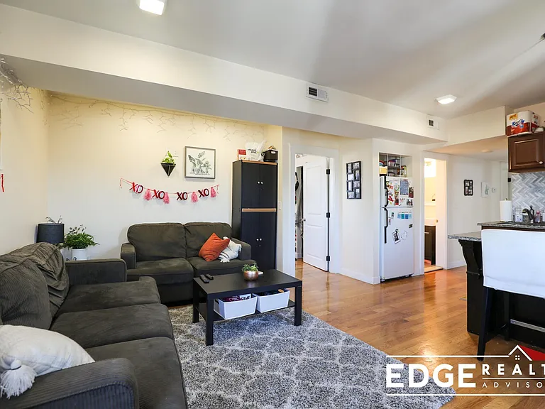 21-23 Weitz St #3 — Photo 6