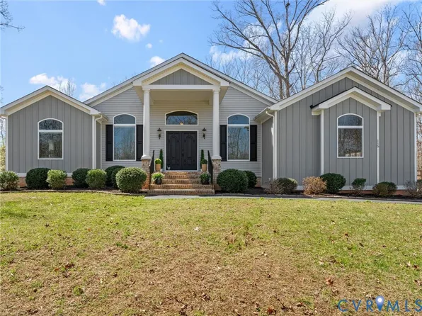 115 Summer Ln, Summer, VA 23093