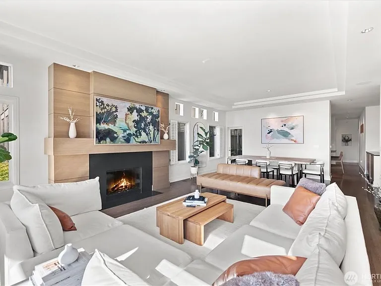 1958 Harvard Ave E #201 — Photo 7