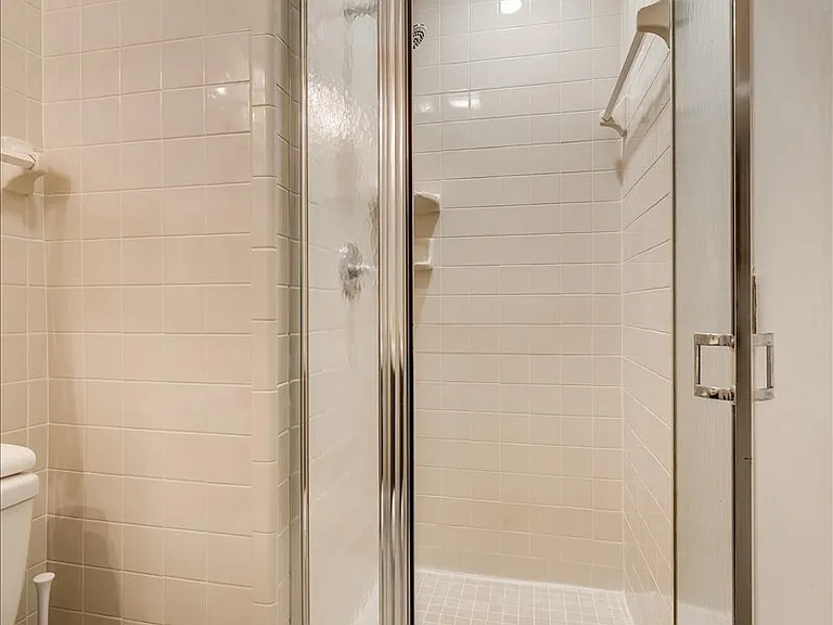 10932 Copperfield Dr — Photo 23