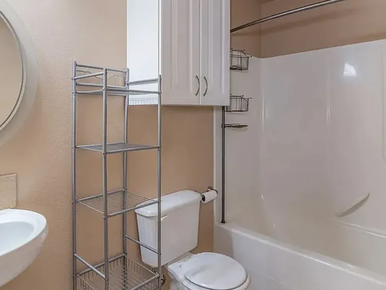 3612 E Moody Rd #B — Photo 11