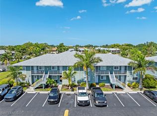 138 Cypress Way E #404, Naples, FL 34110