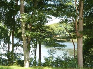 12 Stetson St, Lakeville, MA 02347