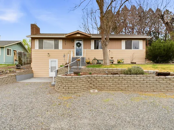 976 Campbell Dr, Prosser, WA 99350