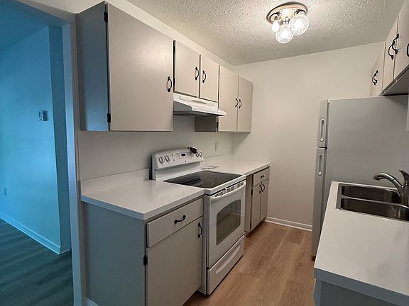 5th image of 1900 King James Pkwy APT 202