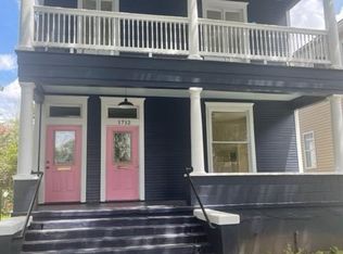 1712 Barnard St, Savannah, GA 31401