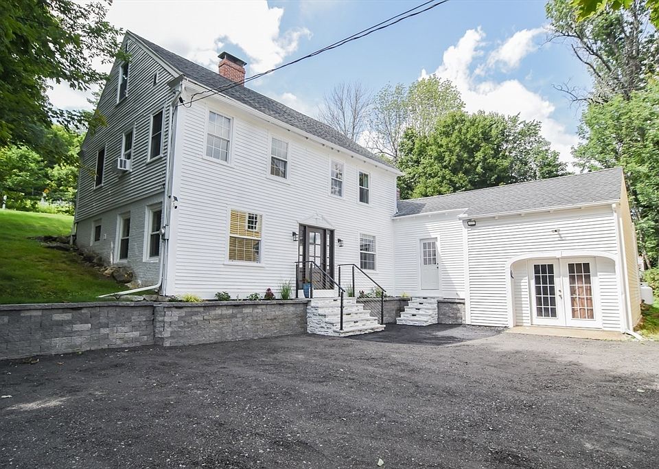 1st image of 21 Main St