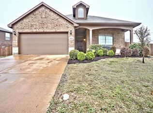10873 Middleglen Rd, Haslet, TX 76052