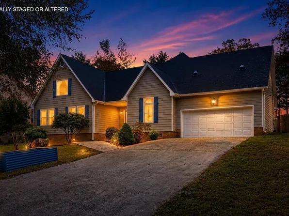 9100 Tennga Ln, Chattanooga, TN 37421