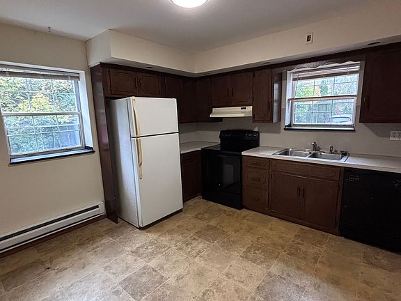 2nd image of 2027 Willow Park Rd #2031