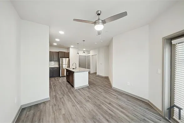 651 E Finley Blvd — Photo 6