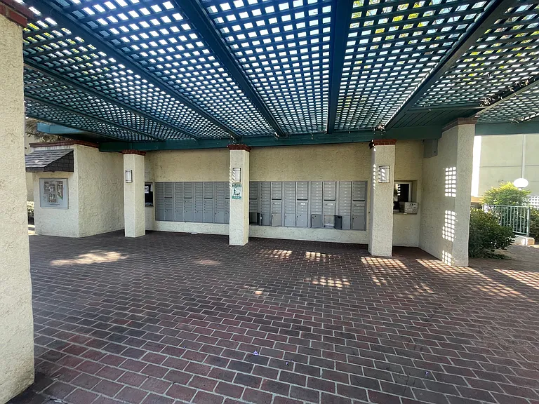 5700 Etiwanda Ave #240 — Photo 7