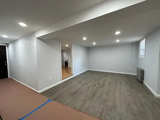 Rented by Compass | media 14