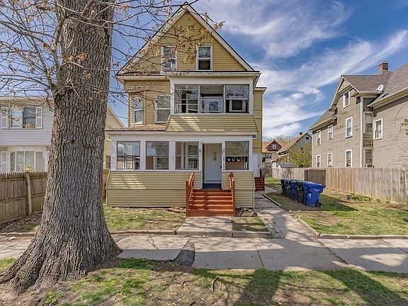 2nd image of 134 Woodmont St