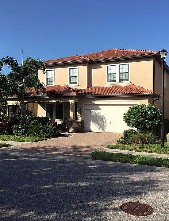1st image of 1057 Bluffwood Dr