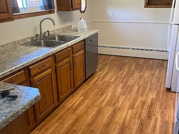5th image of 28722 Hille Dr