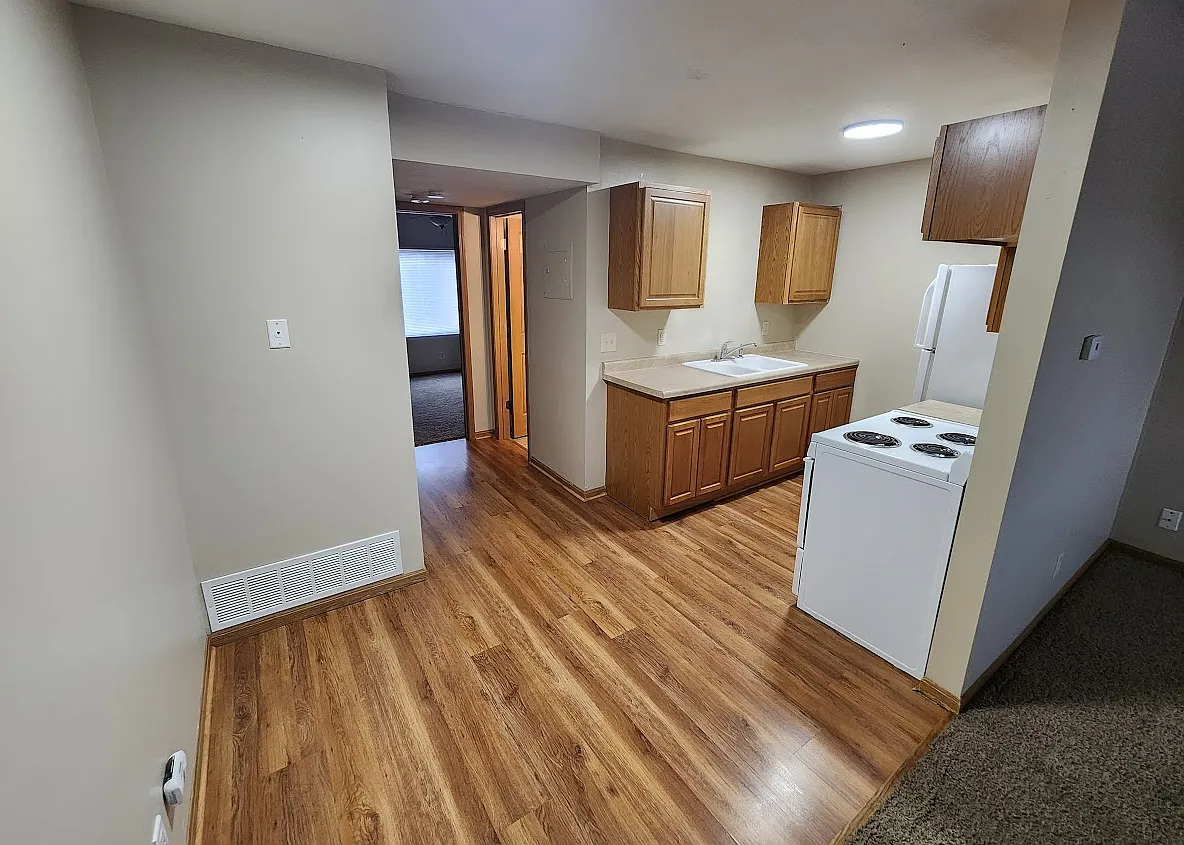 1 bed, 600 sqft, $720 — Photo 3