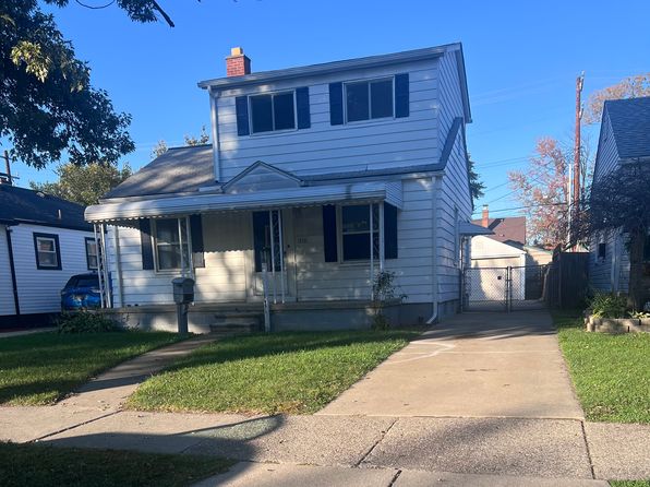 558 Lincoln Ave