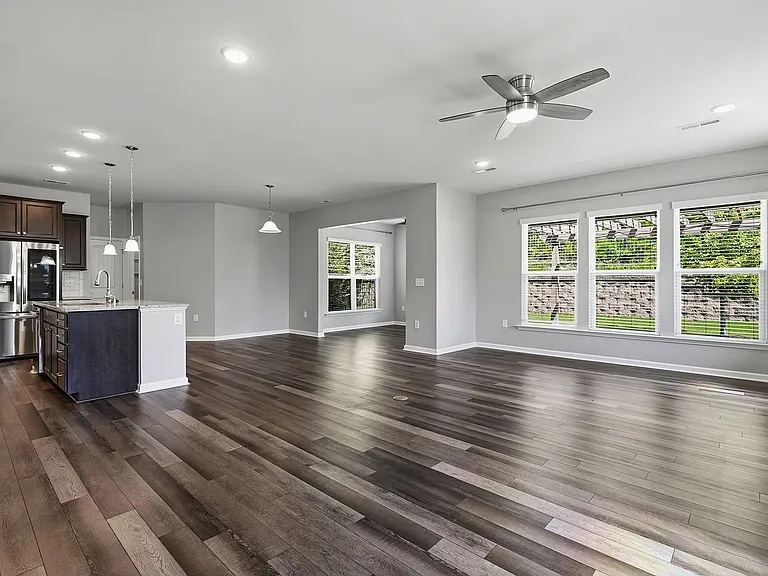 438 Brook Pine Trl — Photo 8