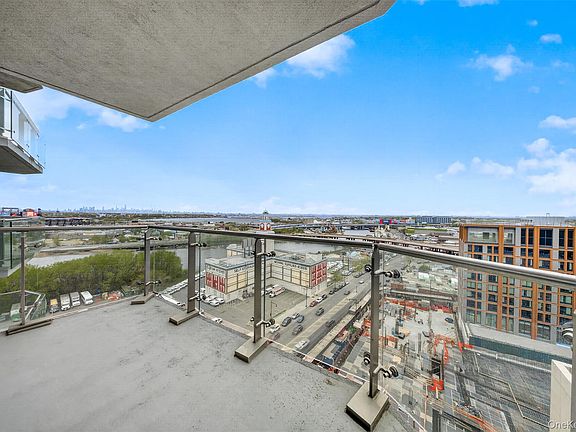 5th image of 13336 37th Avenue #12G