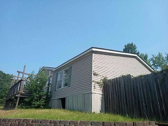 3rd image of 15815 Mars Hill Rd