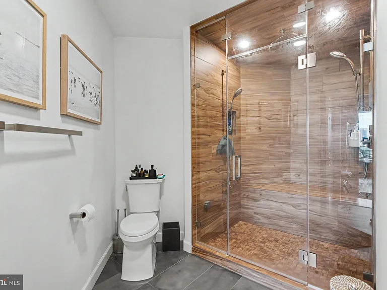 100 Harborview Dr #1001 — Photo 33
