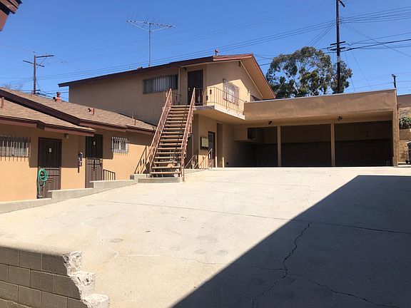 4th image of 1761 College View Dr #D