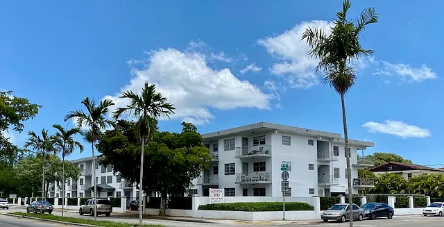 3100 W Flagler St