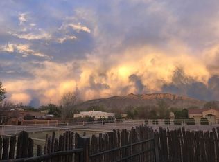 300 Faculty Ln, Corrales, NM 87048