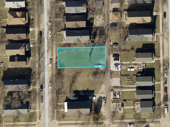 2120 N 40TH STREET, Milwaukee, WI 53208