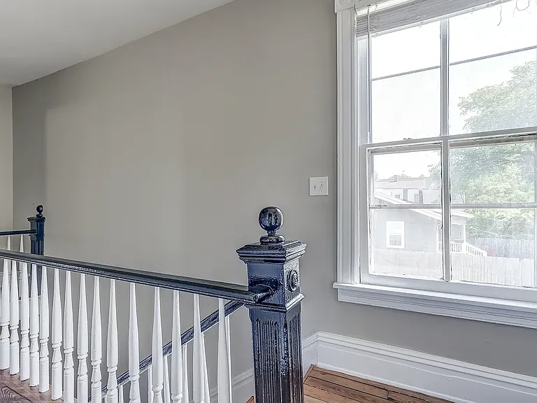 2101 5th Ave #2 — Photo 4