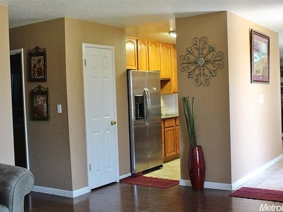5th image of 4636 Zinfandel Ave
