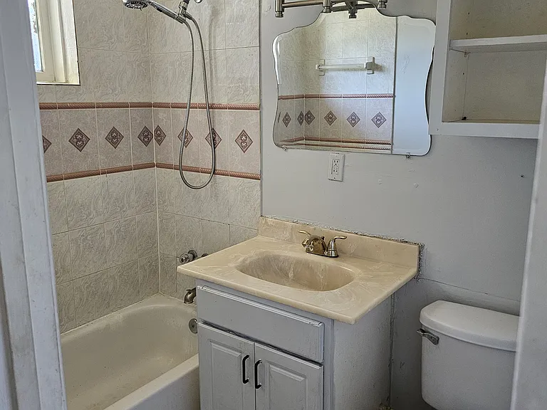 7201 Pine St #A — Photo 11