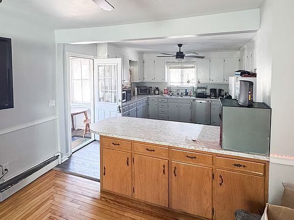 4th image of 29 Russell Rd