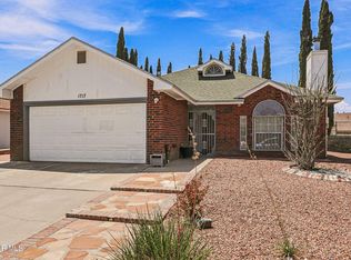 1717 Dana Michelle Dr, El Paso, TX 79928