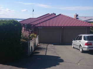 2437 NW Blue Ridge Dr, Seattle, WA 98177