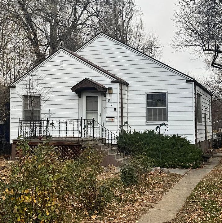 1st image of 840 Collyer St