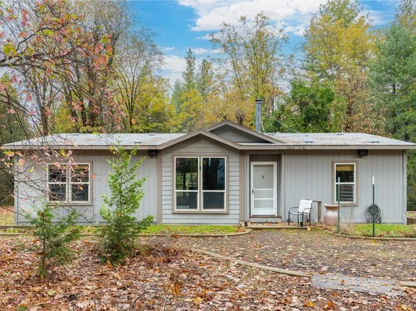 16376 Stage Rd, Forest Ranch, CA 95942