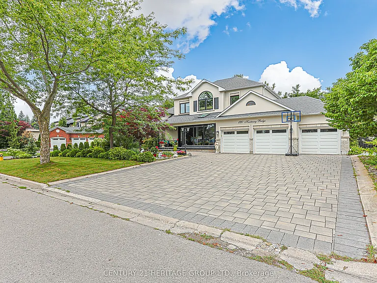 120 Kootenay Rdg — Photo 3