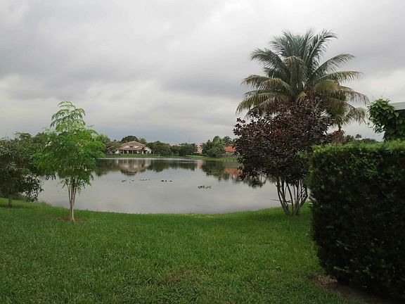 5th image of 1300 SW 102nd Ave