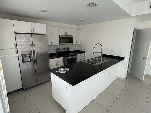 4th image of 13937 SW 259th Way