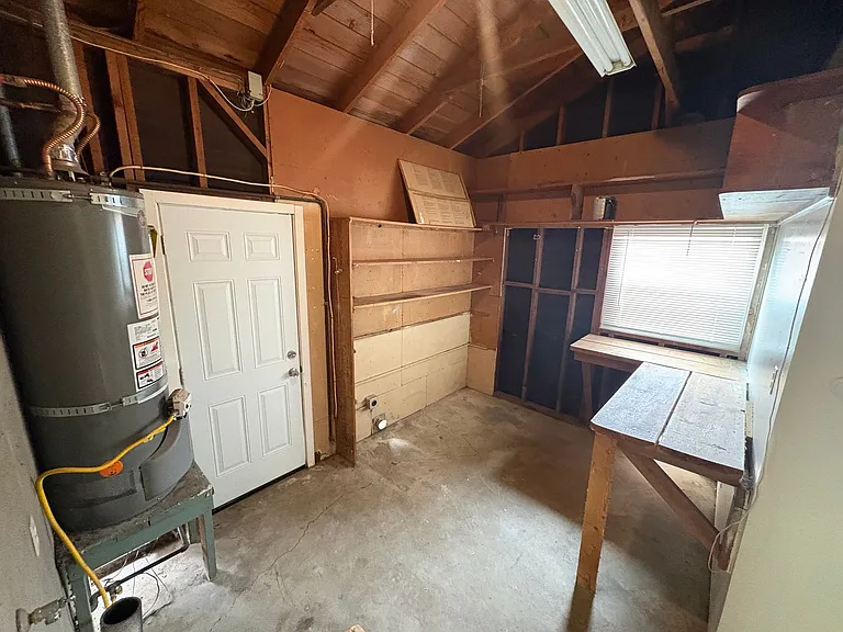 315 W Kaweah Ave — Photo 15