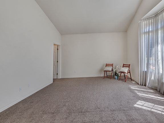 5th image of 5515 Hamptons St SE