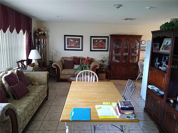 3rd image of 7215 Jonquil Dr