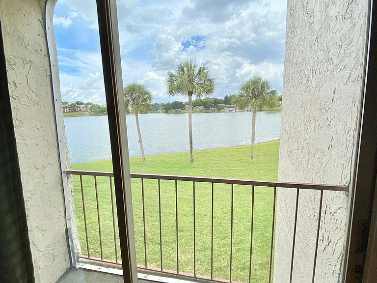 Master bedroom lake view