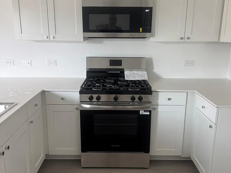 6209 Alder Crk — Photo 4